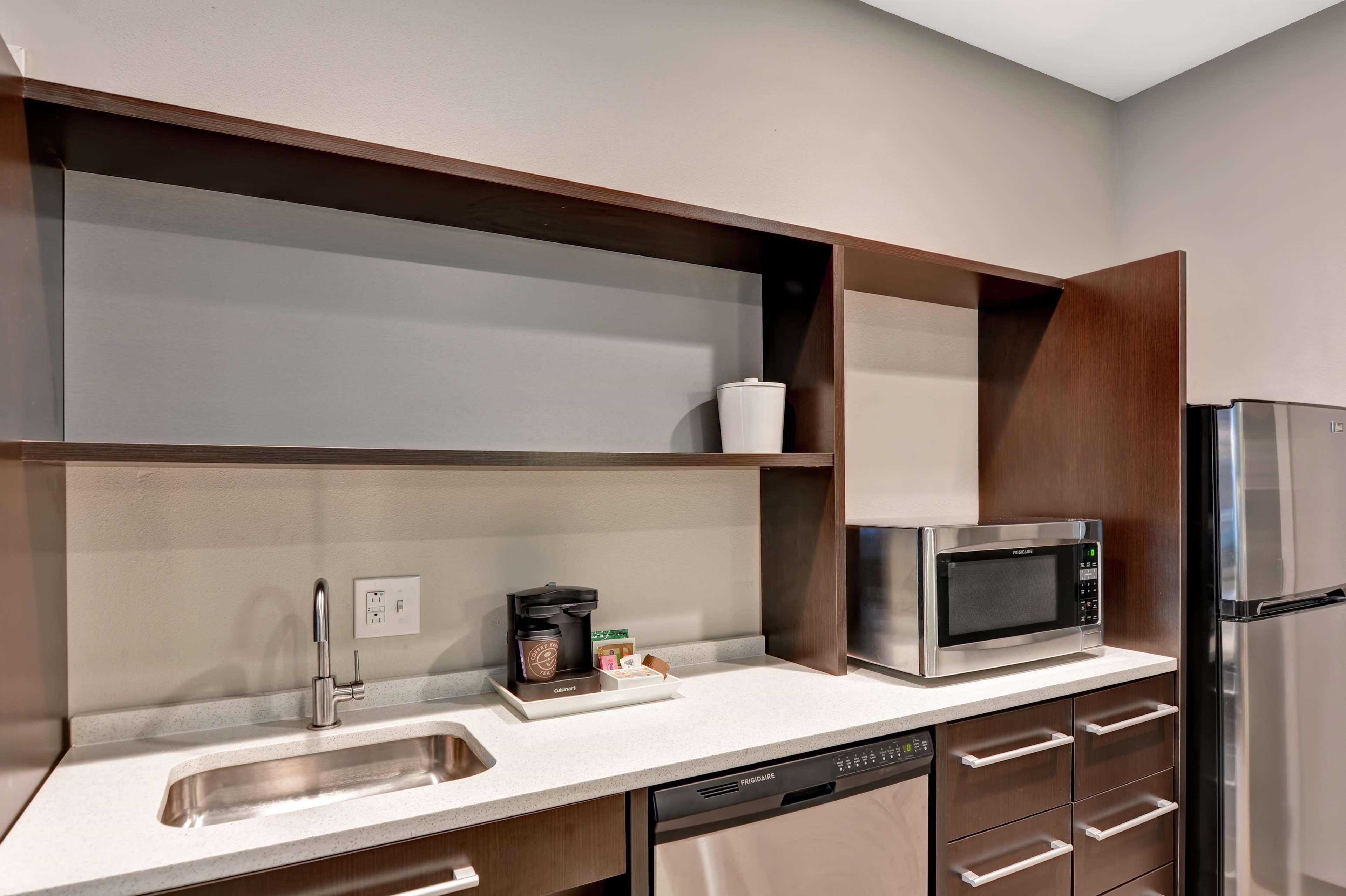 Home2 Suites Pensacola I-10 At North Davis Hwy Exteriör bild