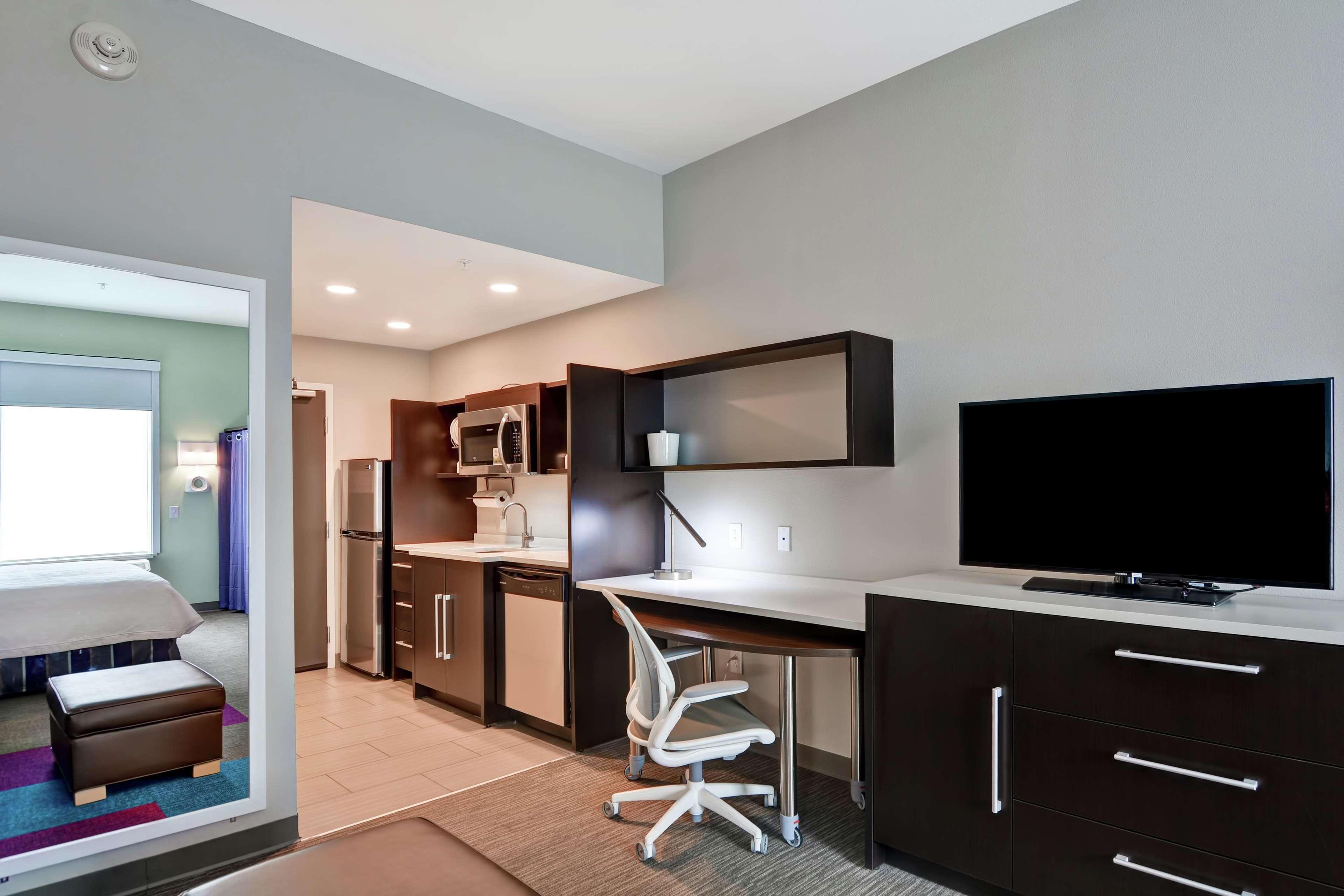 Home2 Suites Pensacola I-10 At North Davis Hwy Exteriör bild