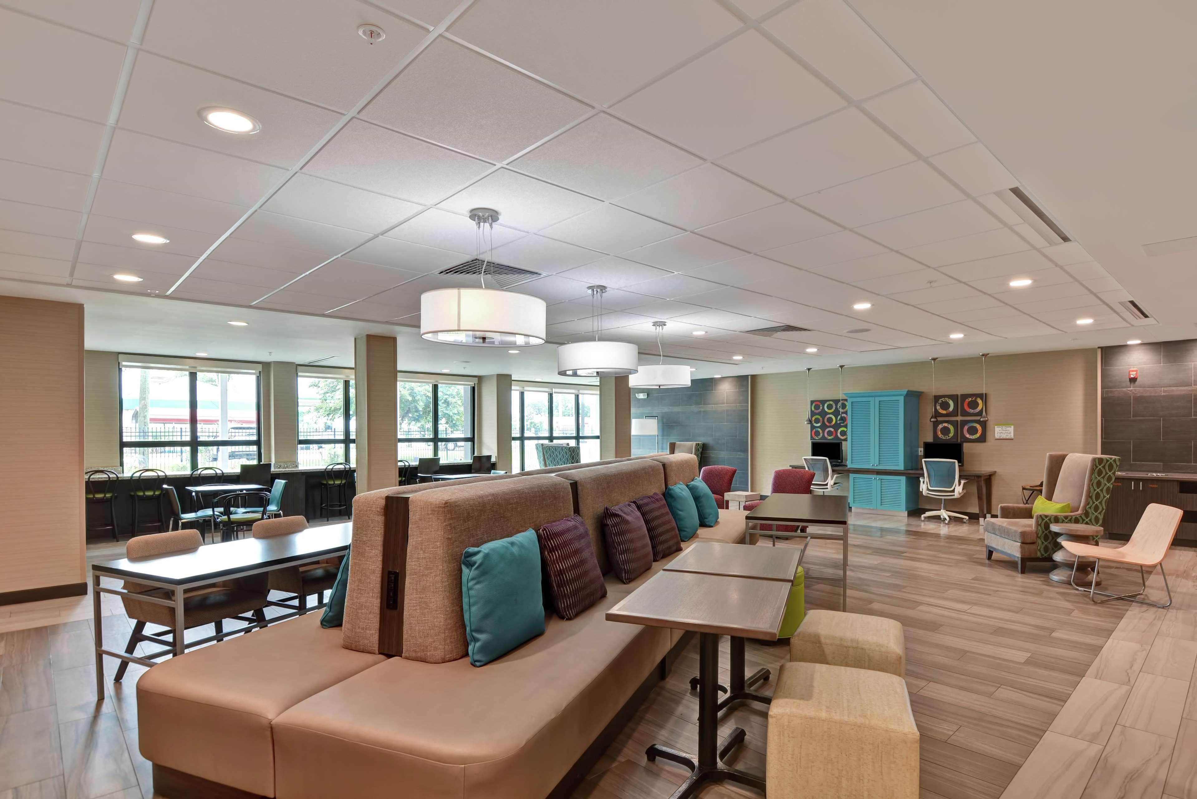 Home2 Suites Pensacola I-10 At North Davis Hwy Exteriör bild