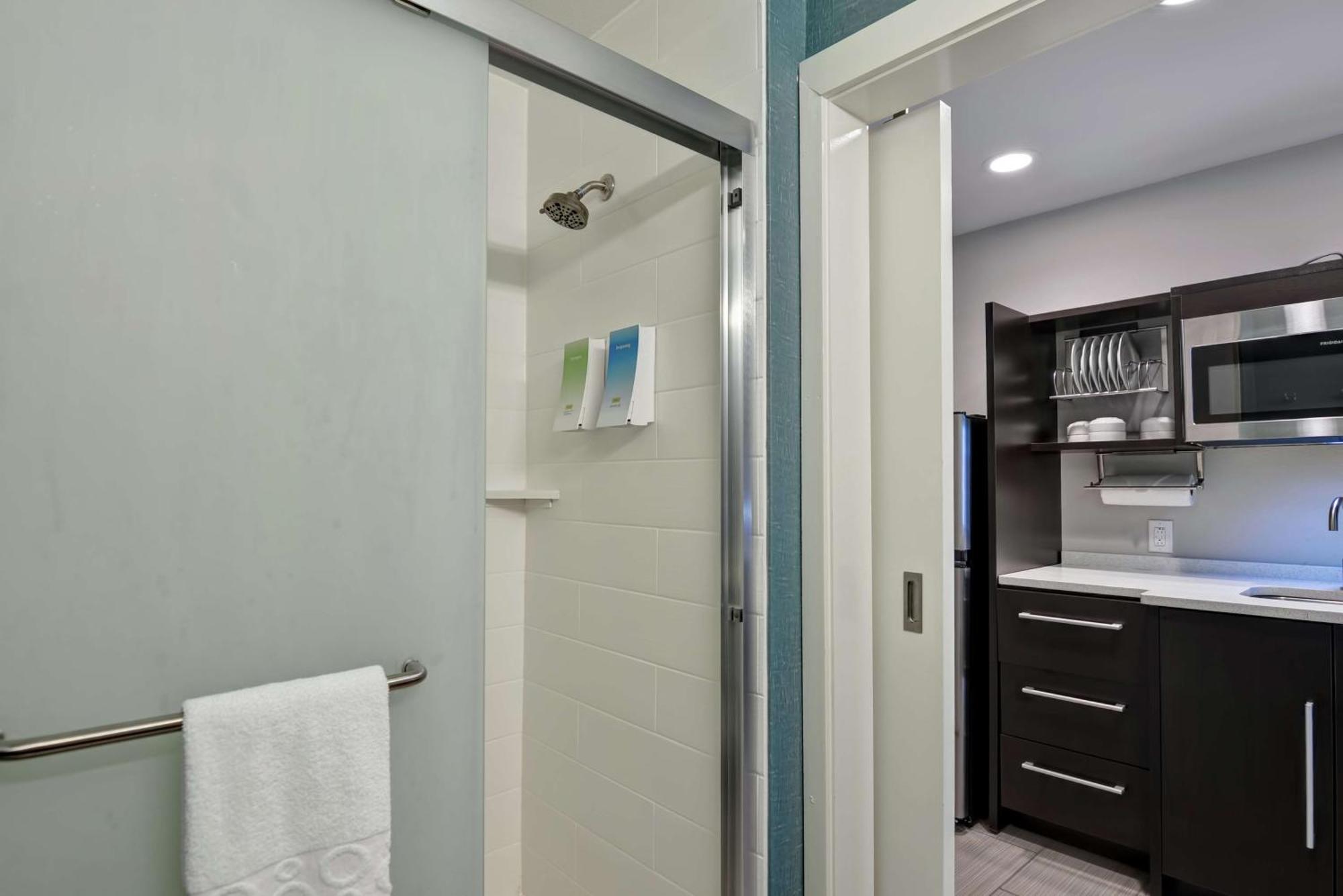 Home2 Suites Pensacola I-10 At North Davis Hwy Exteriör bild
